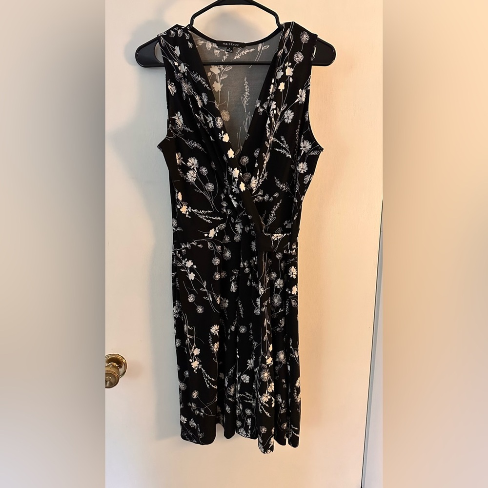 Kaileigh Black and White Floral Midi Dress